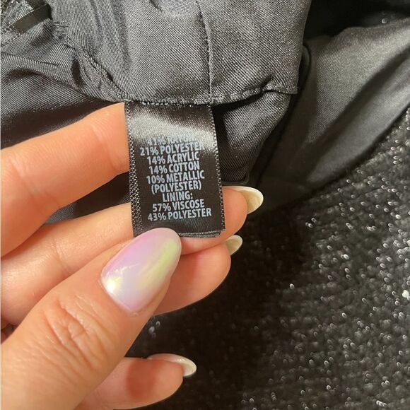 ST. John Metallic Tweed Sheath Dress - Picture 17 of 17